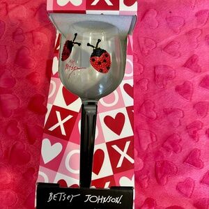 Betsey Johnson Lady bugluv Wine Glass